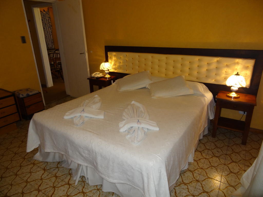 Mon Petit Hotel Villa Carlos Paz Camera foto
